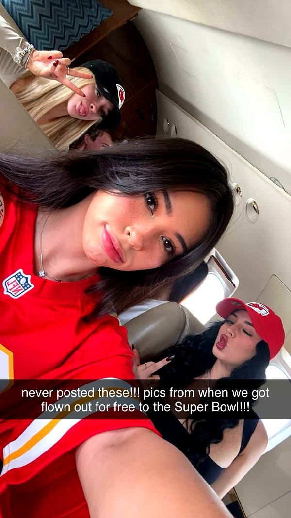 aishahsofeyy snapchat image archive image