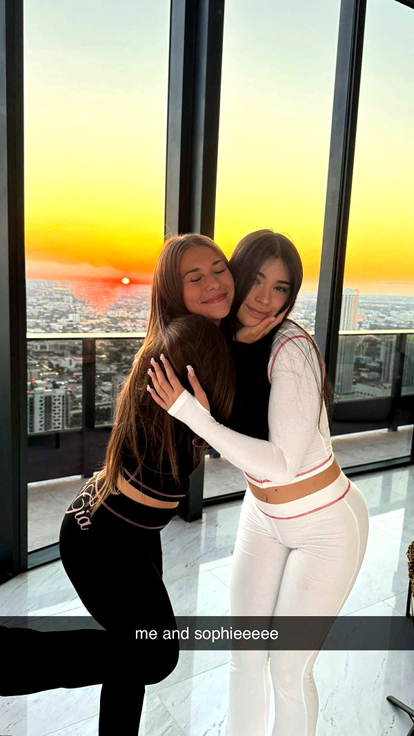 aishahsofeyy snapchat image archive image