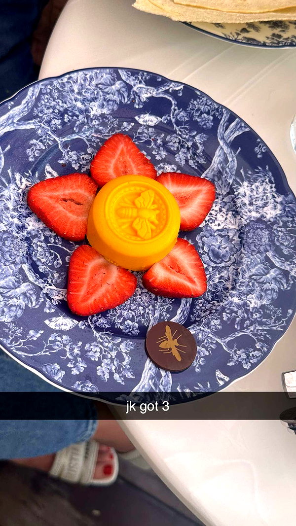 aishahsofeyy snapchat image archive image