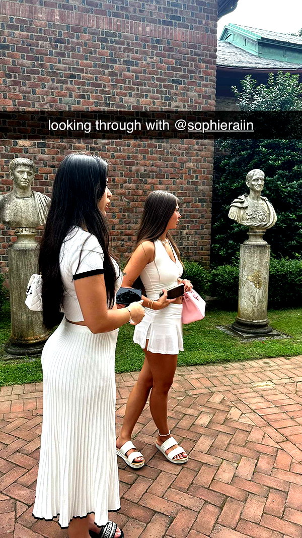 aishahsofeyy snapchat image archive image