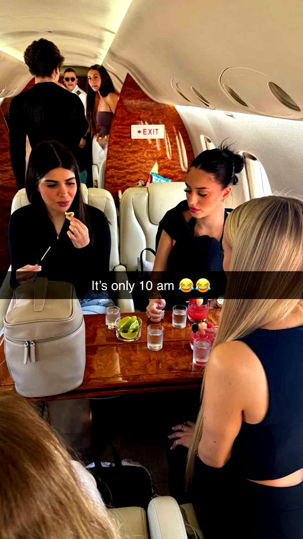 aishahsofeyy snapchat image archive image