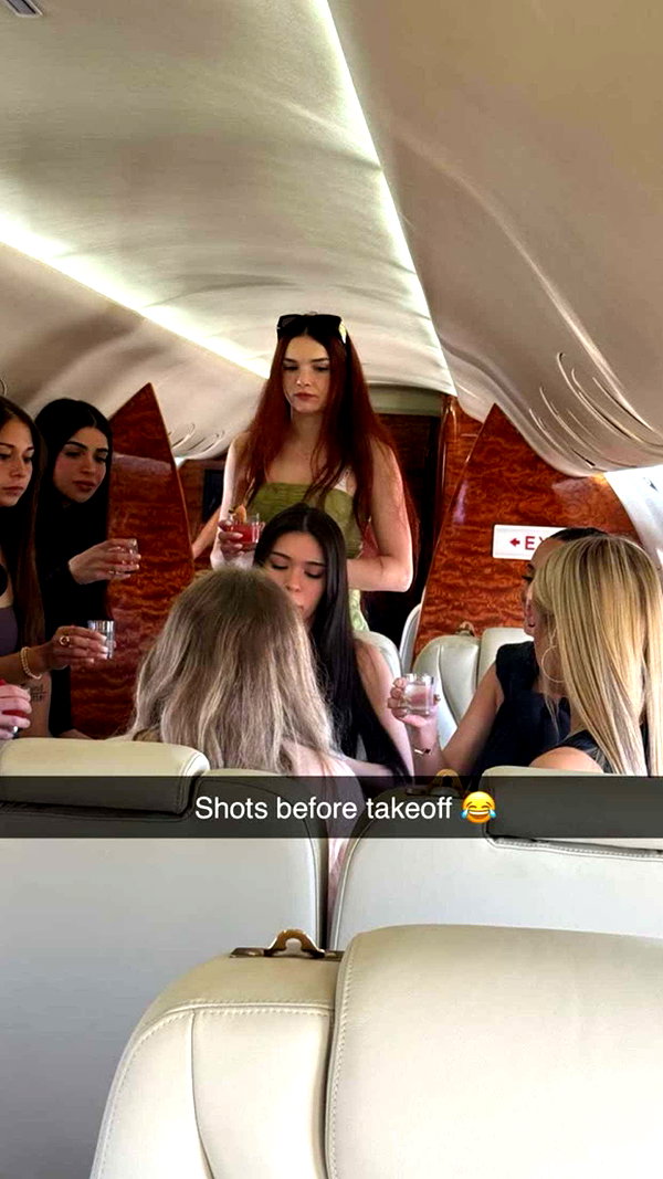 aishahsofeyy snapchat image archive image