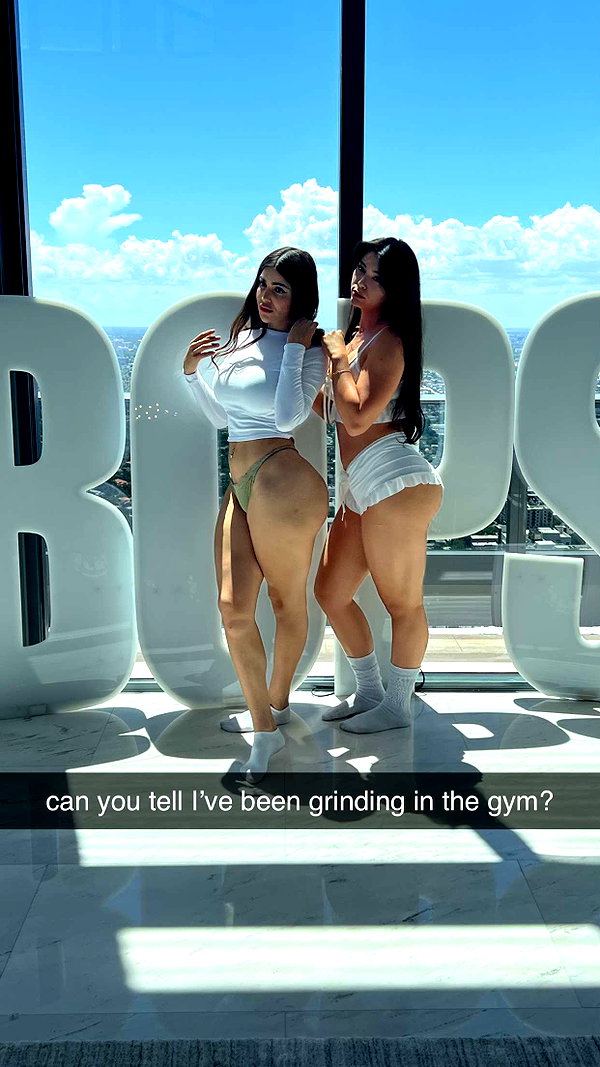 aishahsofeyy snapchat image archive image