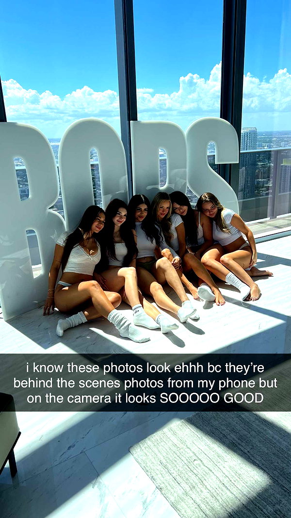aishahsofeyy snapchat image archive image