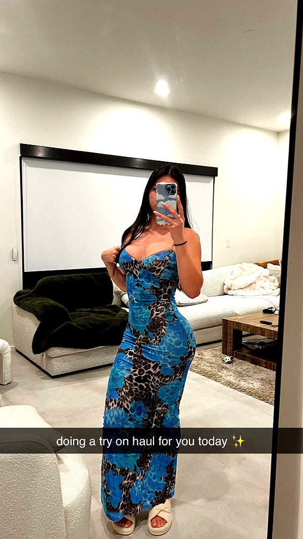 aishahsofeyy snapchat image archive image