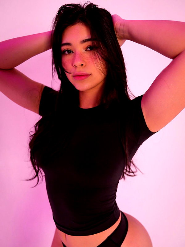 aishahsofeyy snapchat image archive image