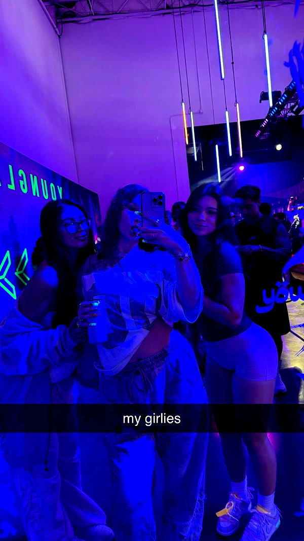 aishahsofeyy snapchat image archive image