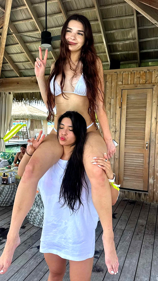 aishahsofeyy snapchat image archive image