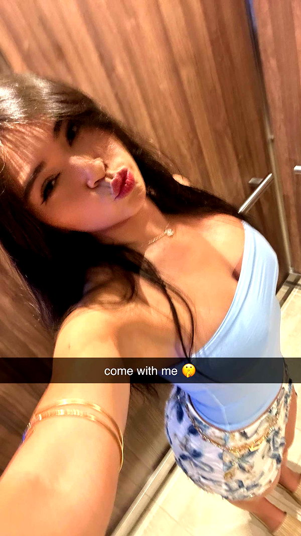 aishahsofeyy snapchat image archive image