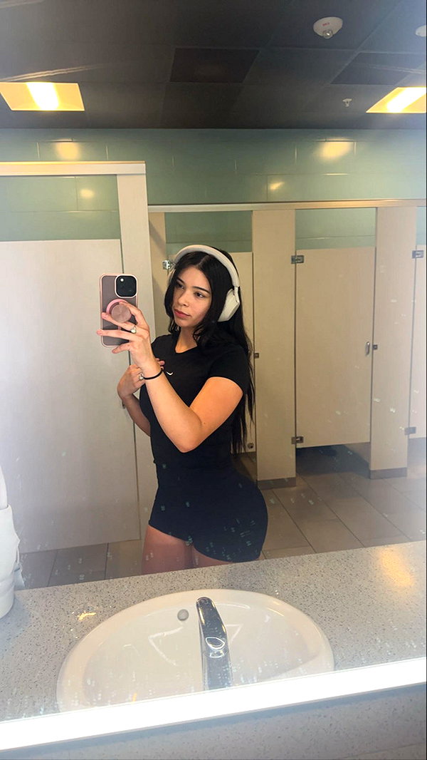 aishahsofeyy snapchat image archive image