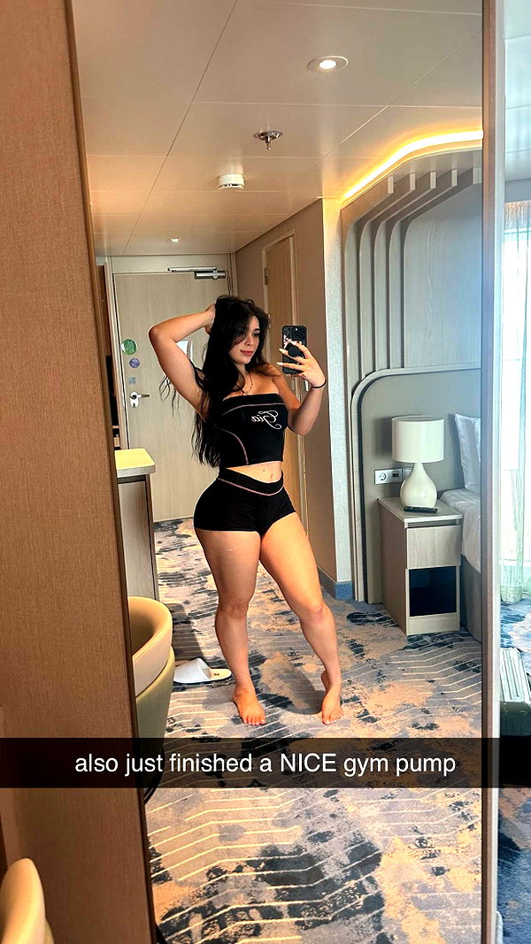 aishahsofeyy snapchat image archive image