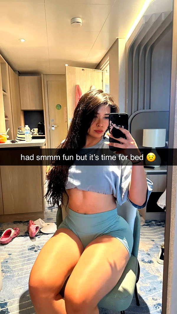 aishahsofeyy snapchat image archive image