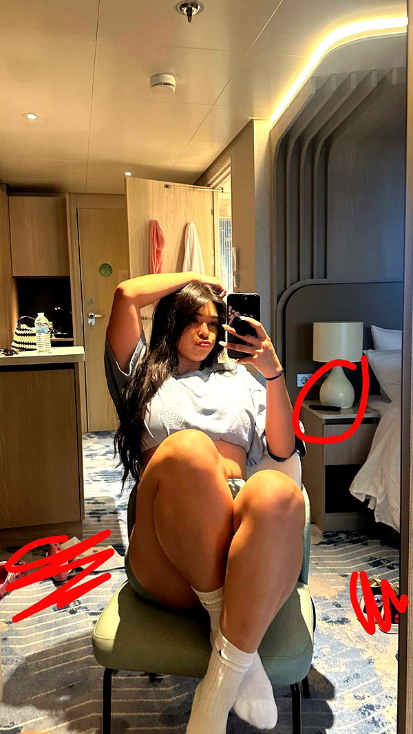 aishahsofeyy snapchat image archive image