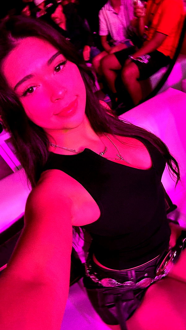 aishahsofeyy snapchat image archive image