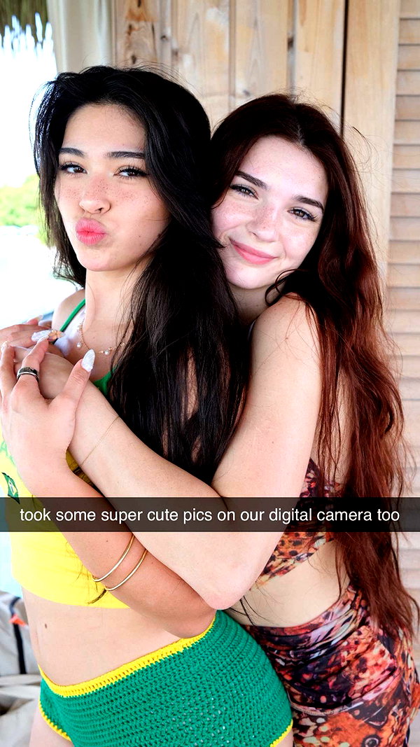 aishahsofeyy snapchat image archive image