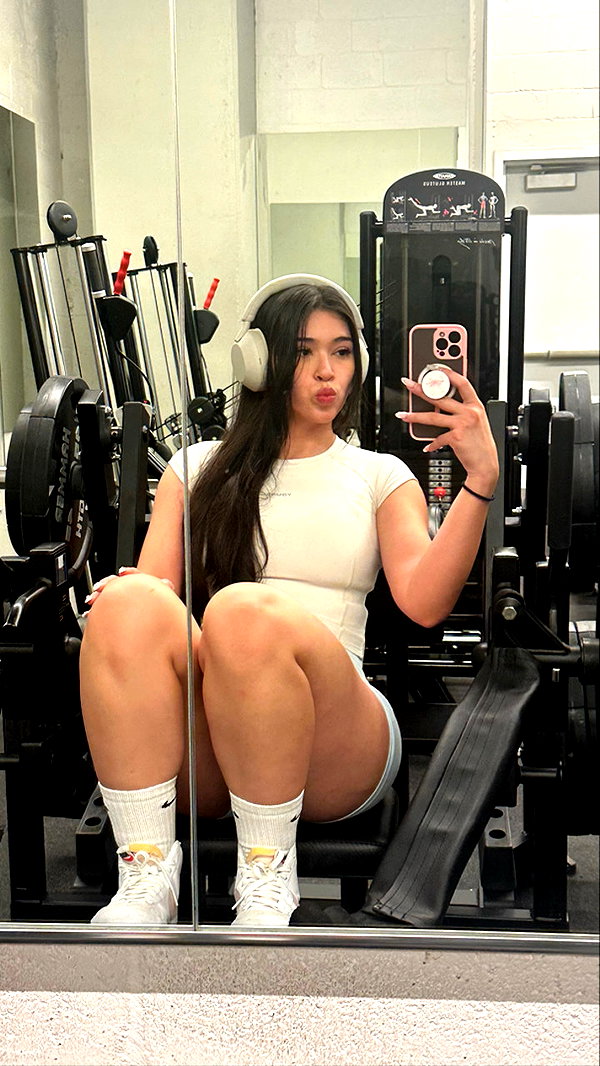 aishahsofeyy snapchat image archive image