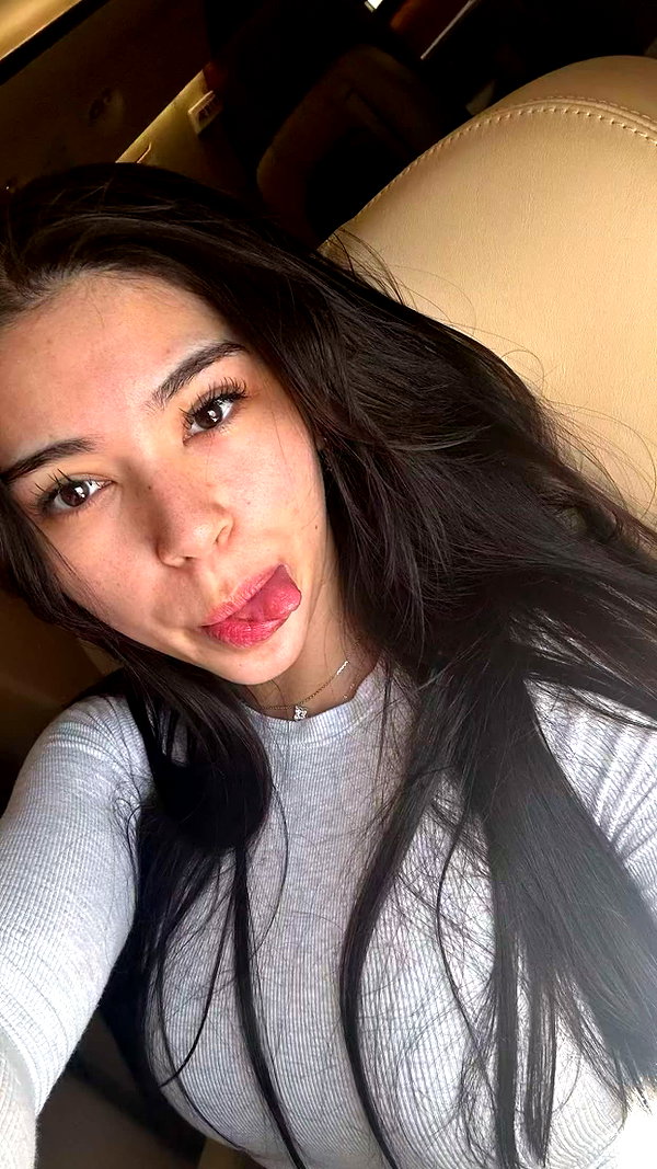 aishahsofeyy snapchat image archive image
