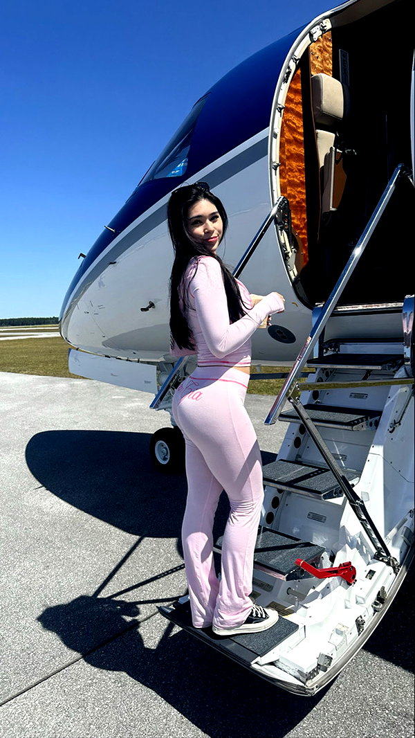 aishahsofeyy snapchat image archive image
