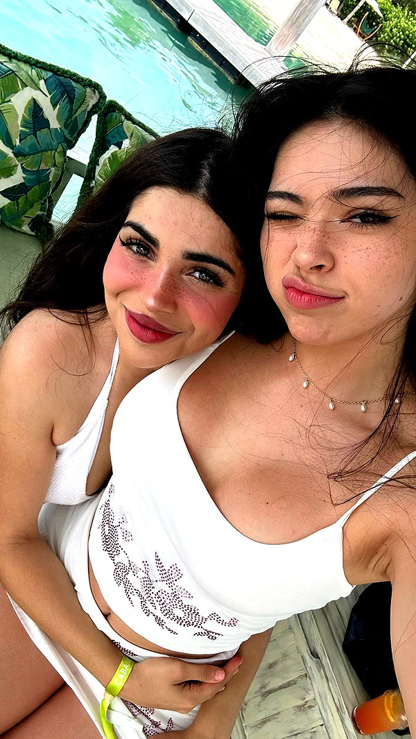 aishahsofeyy snapchat image archive image