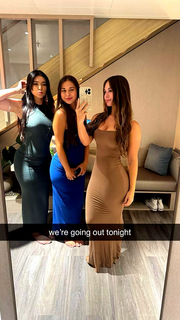 aishahsofeyy snapchat image archive image