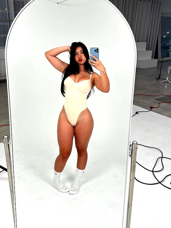 aishahsofeyy snapchat image archive image