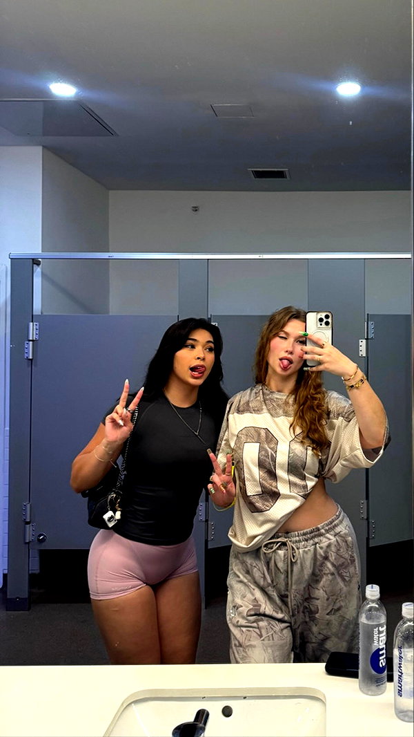 aishahsofeyy snapchat image archive image