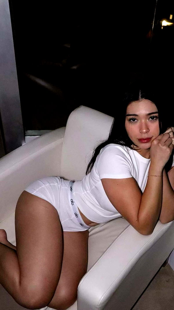 aishahsofeyy snapchat image archive image