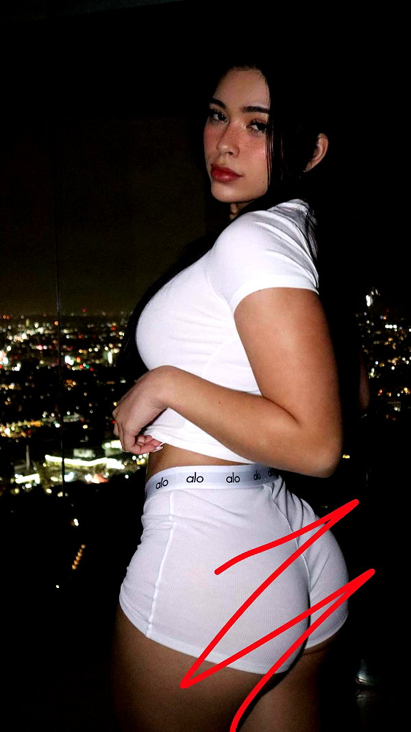 aishahsofeyy snapchat image archive image