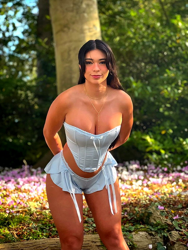 aishahsofeyy snapchat image archive image