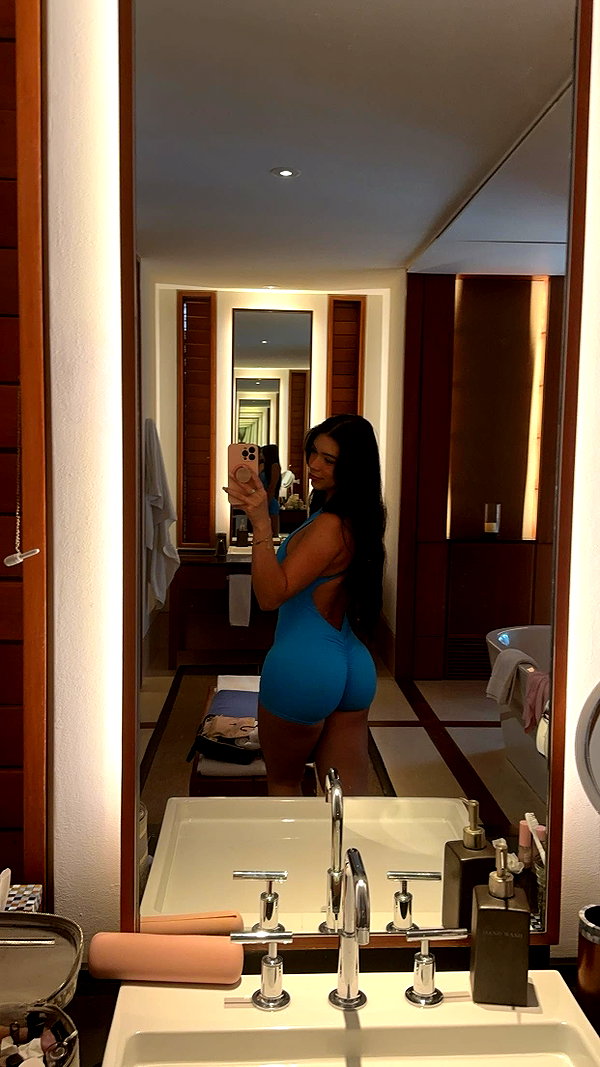 aishahsofeyy snapchat image archive image