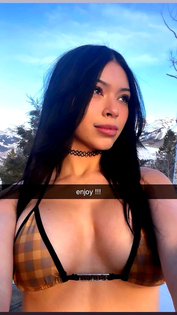 aishahsofeyy snapchat image archive image