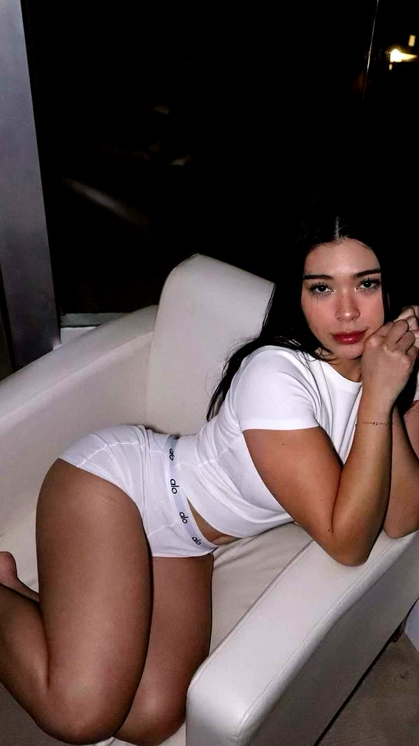 aishahsofeyy snapchat image archive image