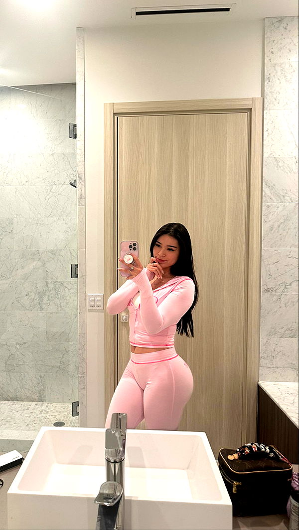 aishahsofeyy image ~ Altpins