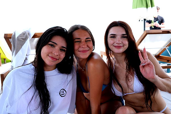 aishahsofeyy image ~ Altpins