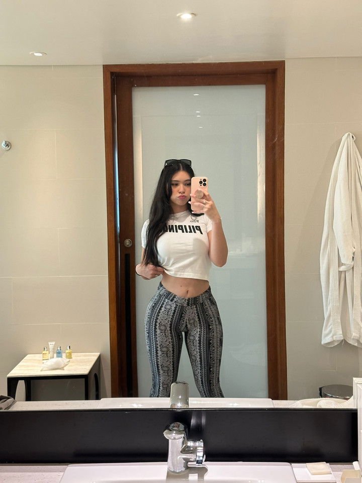 aishahsofeyy snapchat image archive image