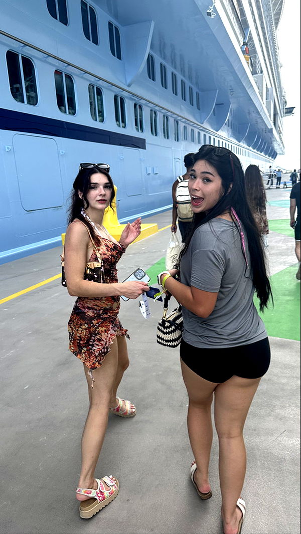 aishahsofeyy image ~ Altpins