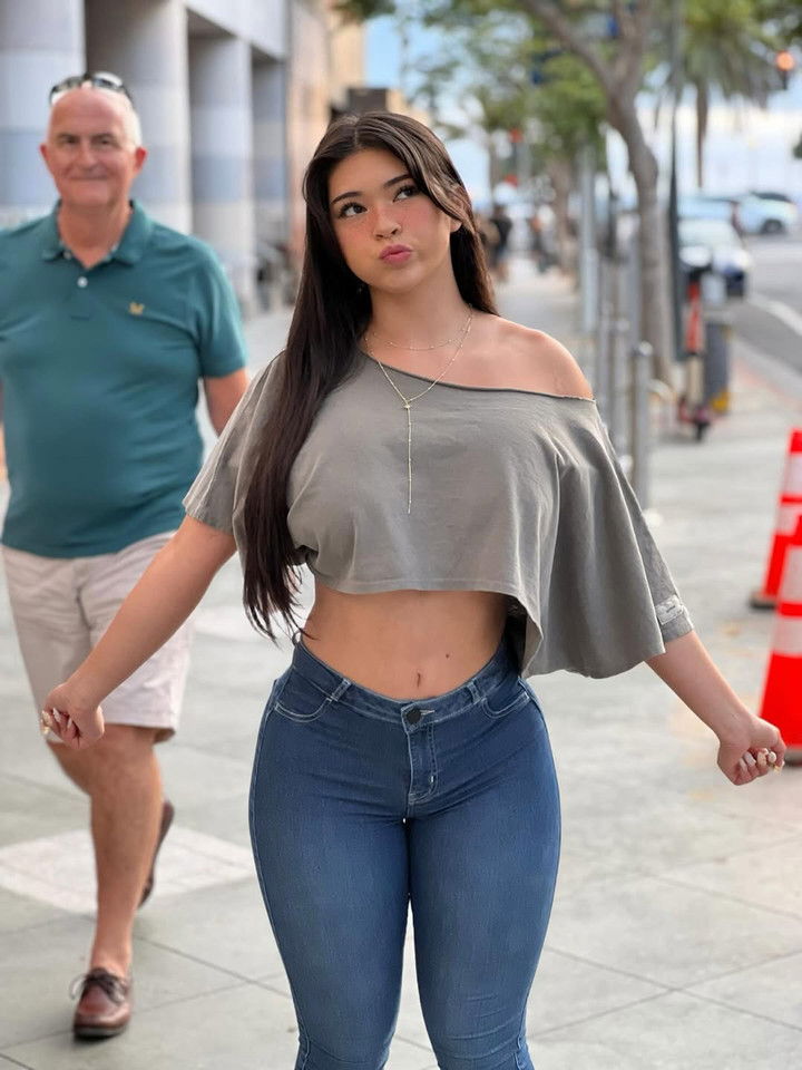 aishahsofeyy snapchat image archive image