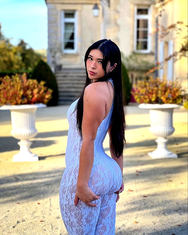 aishahsofeyy image ~ Altpins