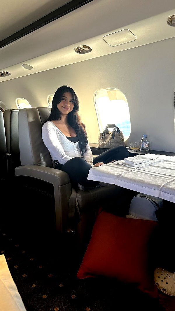 aishahsofeyy image ~ Altpins