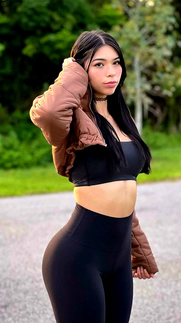 aishahsofeyy image ~ Altpins