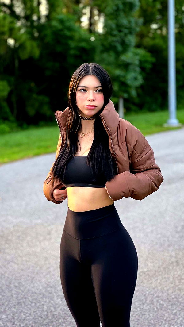 aishahsofeyy image ~ Altpins