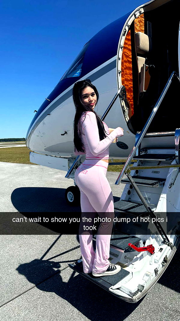 aishahsofeyy image ~ Altpins