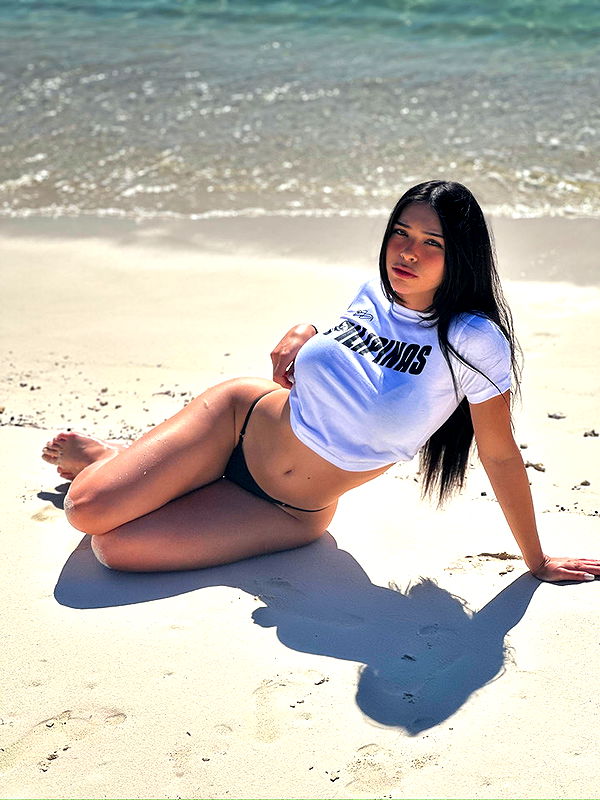 aishahsofeyy image ~ Altpins