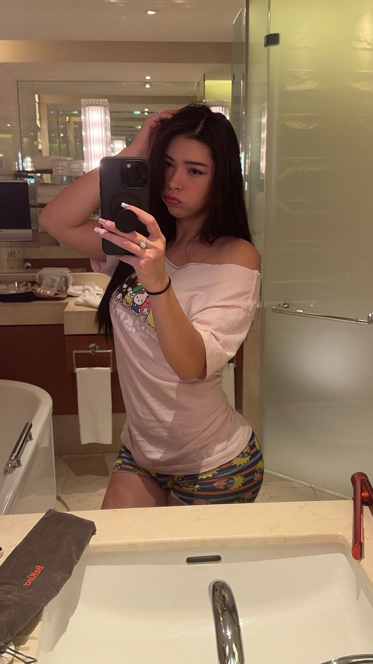 aishahsofeyy snapchat image archive image