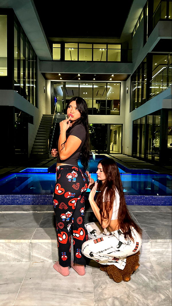 aishahsofeyy image ~ Altpins