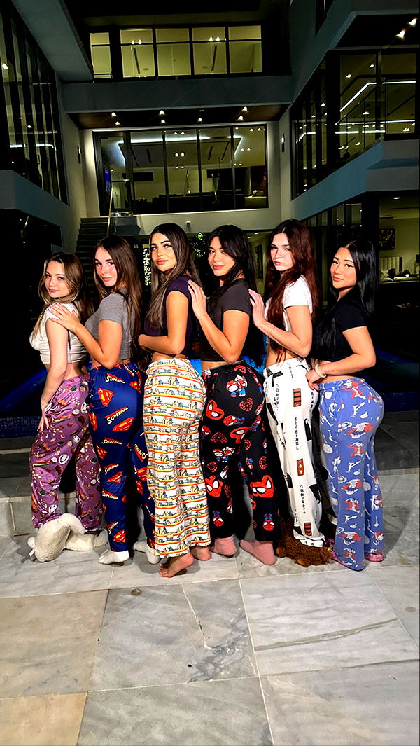 aishahsofeyy image ~ Altpins