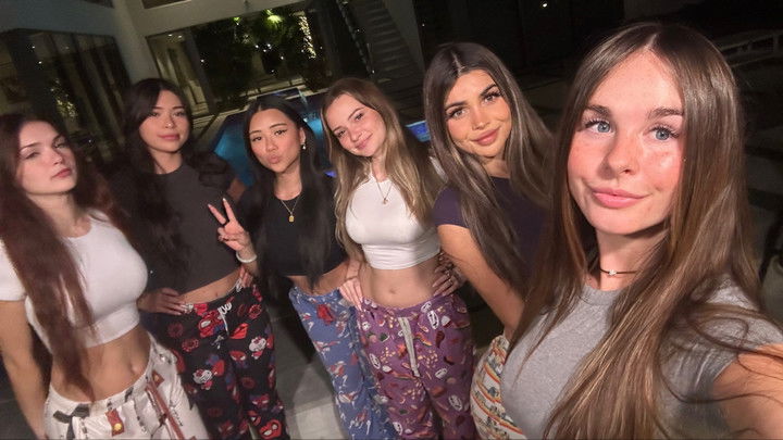 aishahsofeyy snapchat image archive image