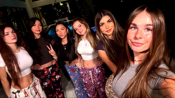 aishahsofeyy image ~ Altpins