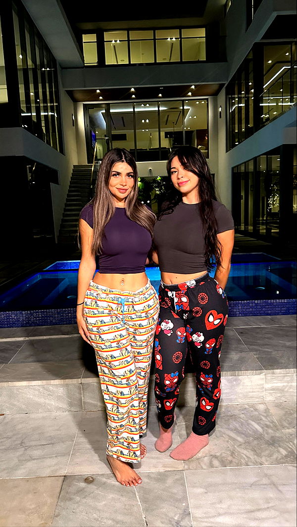 aishahsofeyy image ~ Altpins