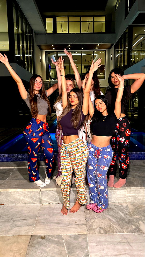 aishahsofeyy image ~ Altpins